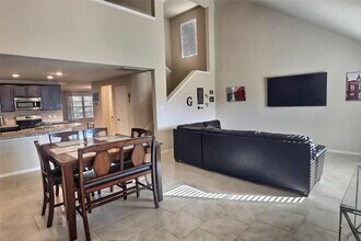 3026 Village Creek Dr in Katy, TX - Building Photo - Building Photo