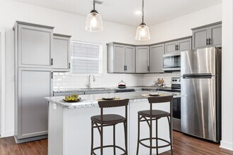 4315 Holly St in Kansas City, MO - Building Photo - Building Photo