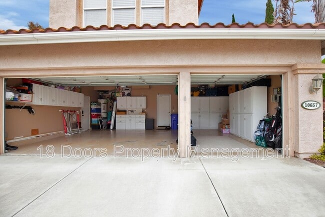 10657 Indigo Blossom Ln in San Diego, CA - Building Photo - Building Photo
