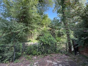 9310 Greenville Ave in Dallas, TX - Building Photo - Building Photo