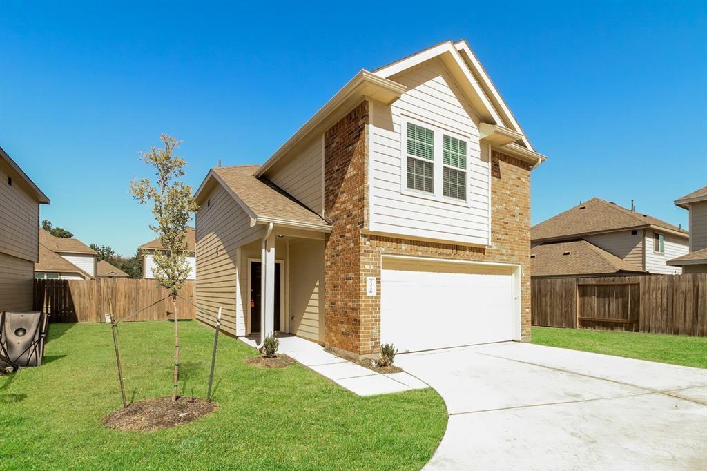 23726 Buttress Root Dr in Spring, TX - Building Photo