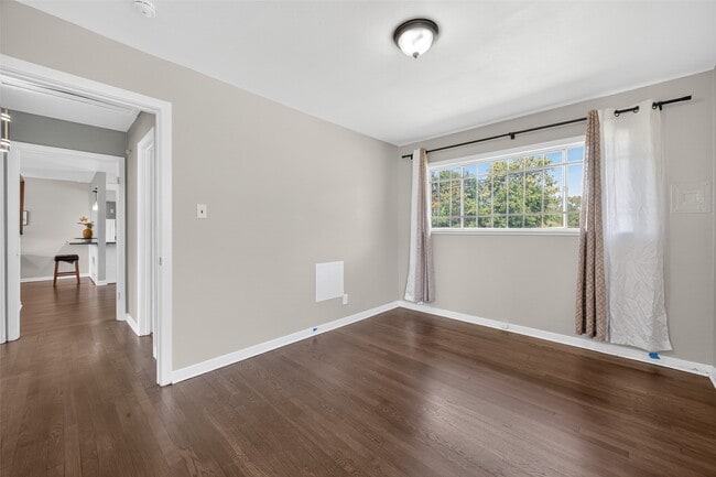 property at 5619 Rue St