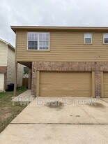6407 Waldron Dr in Houston, TX - Building Photo