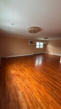 503 Avenue C, Unit 2nd fl in Bayonne, NJ - Building Photo - Building Photo