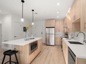 1151 Walnut St in Newton, MA - Building Photo - Building Photo