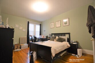 1721 Commonwealth Ave, Unit 1 in Boston, MA - Building Photo - Building Photo