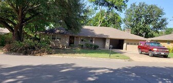 4117 Big Bend Trail in Lake Worth, TX - Building Photo