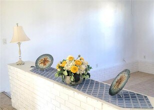 350 NE Granduer Ave in Port St. Lucie, FL - Building Photo - Building Photo