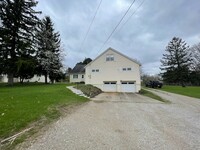 7689 Albion Rd, Unit #2 in North Royalton, OH - Building Photo - Building Photo