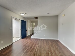103 Granary Dr in Simpsonville, SC - Building Photo - Building Photo