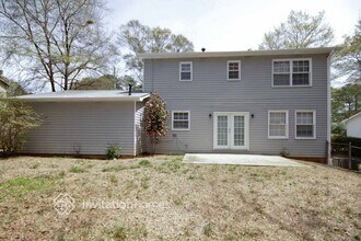 162 Kirkpatrick Dr SW in Marietta, GA - Building Photo - Building Photo