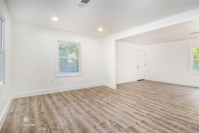 1317 Redford Dr SE in Atlanta, GA - Building Photo - Building Photo