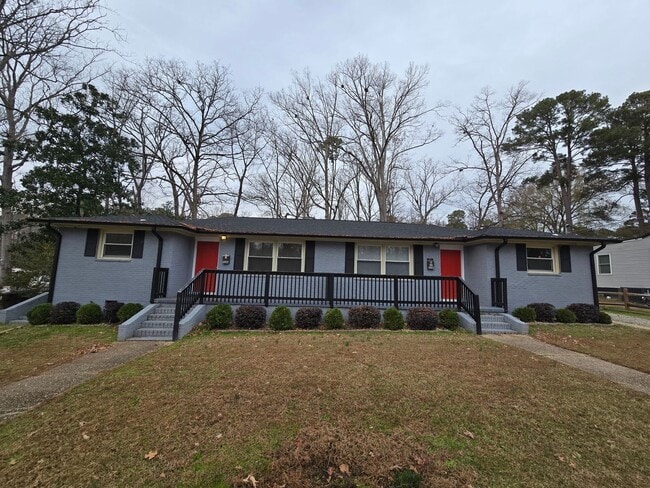 538 W Weatherspoon St