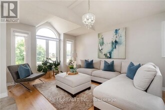 1 RESOLUTE Dr in Hamilton, ON - Building Photo - Building Photo