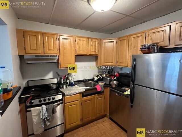 591 Beacon St, Unit 2 in Boston, MA - Building Photo - Building Photo