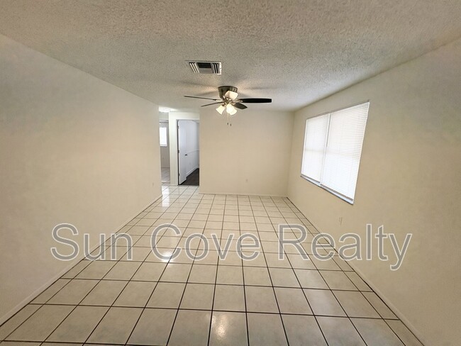 4616 Ackerman St in New Port Richey, FL - Building Photo - Building Photo