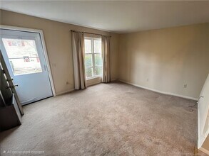 33 Ridge Rd in Naugatuck, CT - Building Photo - Building Photo