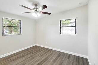 6813 Tuttle St in Tampa, FL - Building Photo - Building Photo