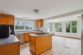 3024 Bob Cox Rd in Marietta, GA - Building Photo - Building Photo