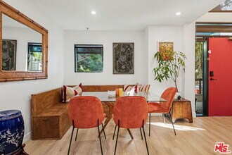 700 Main St in Los Angeles, CA - Foto de edificio - Building Photo