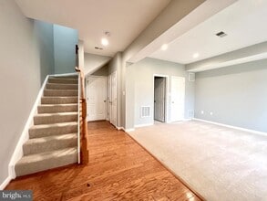 44256 Huron Terrace in Ashburn, VA - Building Photo - Building Photo