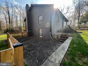 12441 Colewood St in Herndon, VA - Building Photo - Building Photo