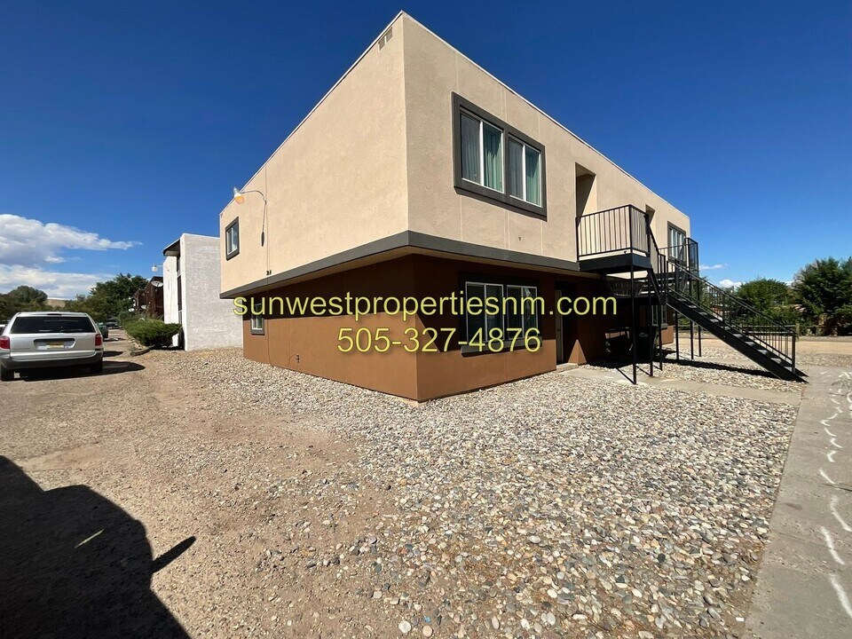 2014 N Tucker Ave in Farmington, NM - Building Photo