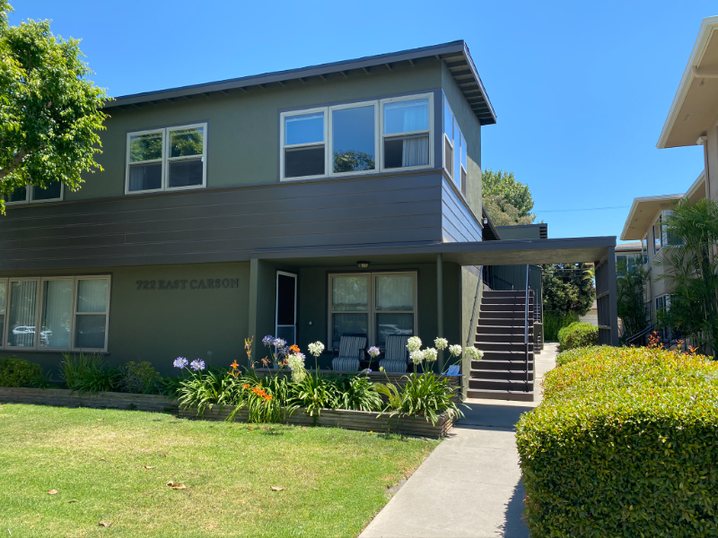 722 E Carson St in Long Beach, CA - Building Photo