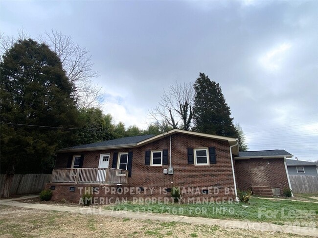 property at 135 Earnhardt Ave