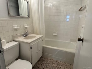 10740 70th Rd in Queens, NY - Building Photo - Building Photo