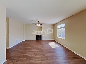 1135 Legend Oak Dr in Fountain, CO - Foto de edificio - Building Photo