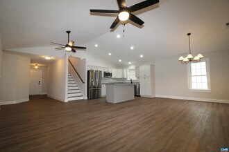 205 Lindburgh Dr in Waynesboro, VA - Building Photo - Building Photo