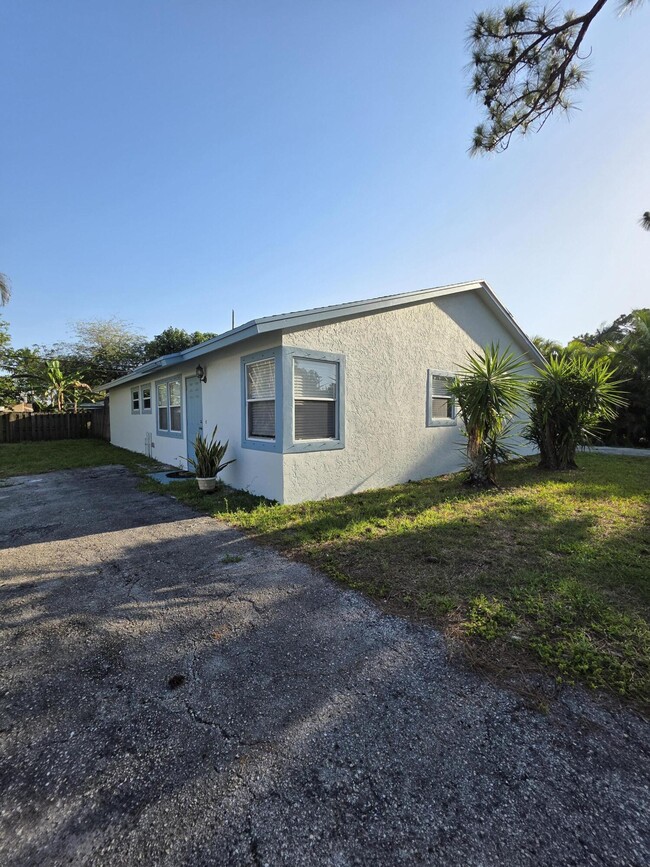 property at 4776 Carver St