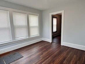 969 Valley St in Manchester, NH - Building Photo - Building Photo