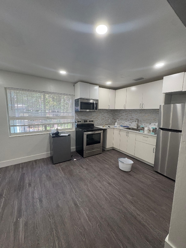 1631 NW 114th St in Miami, FL - Building Photo - Building Photo