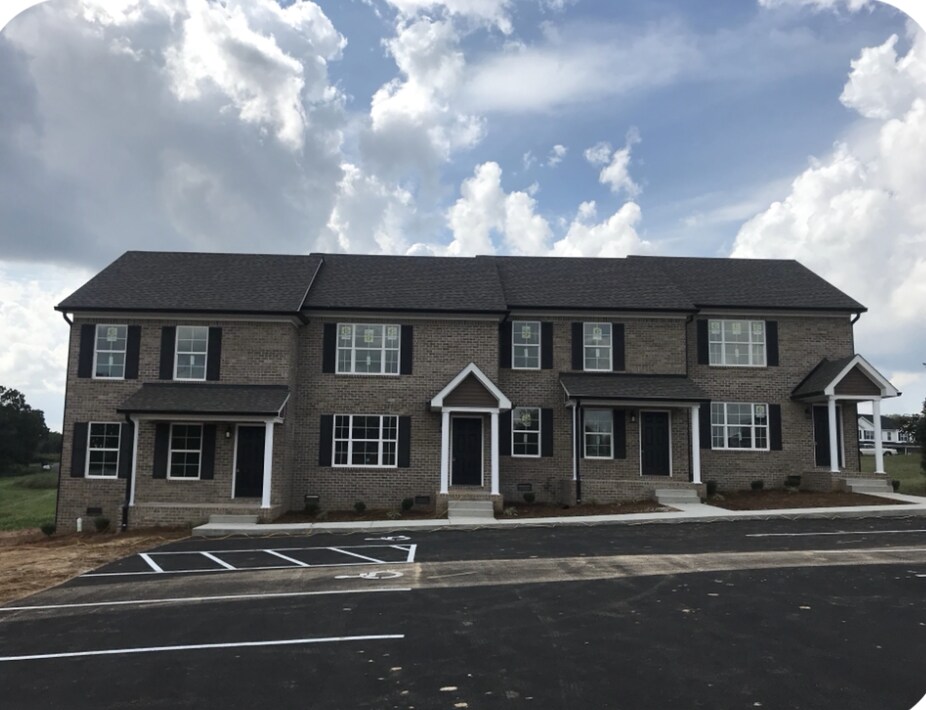 195 Creekwood Ave in Bowling Green, KY - Building Photo
