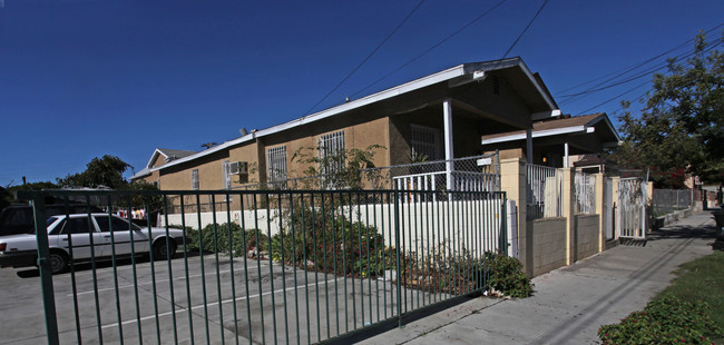 1917 Workman St in Los Angeles, CA - Building Photo - Building Photo