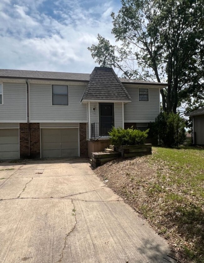 property at 17305 E 48th St