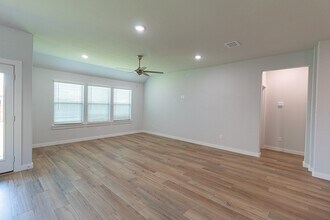 3603 Ray Roberts Dr in Farmersville, TX - Building Photo - Building Photo