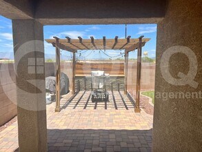 7991 S Dolphin Way in Tucson, AZ - Building Photo - Building Photo