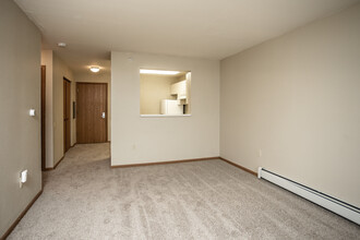 Fox Meadow Senior Apartments in Evansdale, IA - Building Photo - Interior Photo