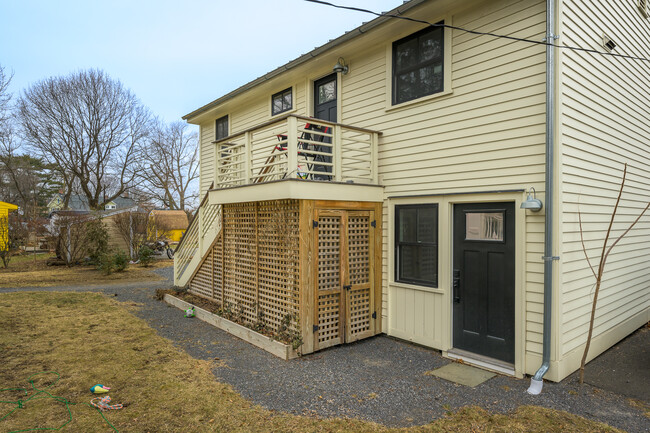 25 Columbia Tpke in Hudson, NY - Building Photo - Building Photo