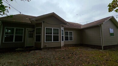 300 Bouy Ct in Swansboro, NC - Building Photo - Building Photo