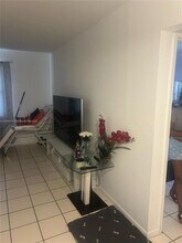 640 NW 114th Ave in Miami, FL - Building Photo - Building Photo