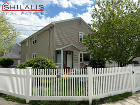 79 Waverley St in Belmont, MA - Building Photo