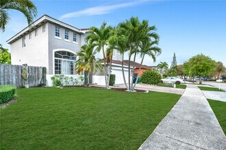 10273 SW 224th Terrace in Cutler Bay, FL - Building Photo - Building Photo