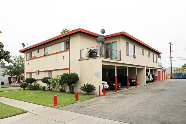 12702 Morningside Ave in Garden Grove, CA - Building Photo - Building Photo