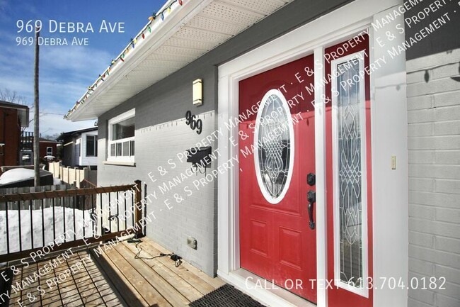 969 Debra Ave in Ottawa, ON - Building Photo - Building Photo