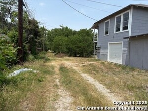 538 Kayton Ave in San Antonio, TX - Building Photo