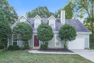 9000 Oren Thompson Rd in Charlotte, NC - Building Photo